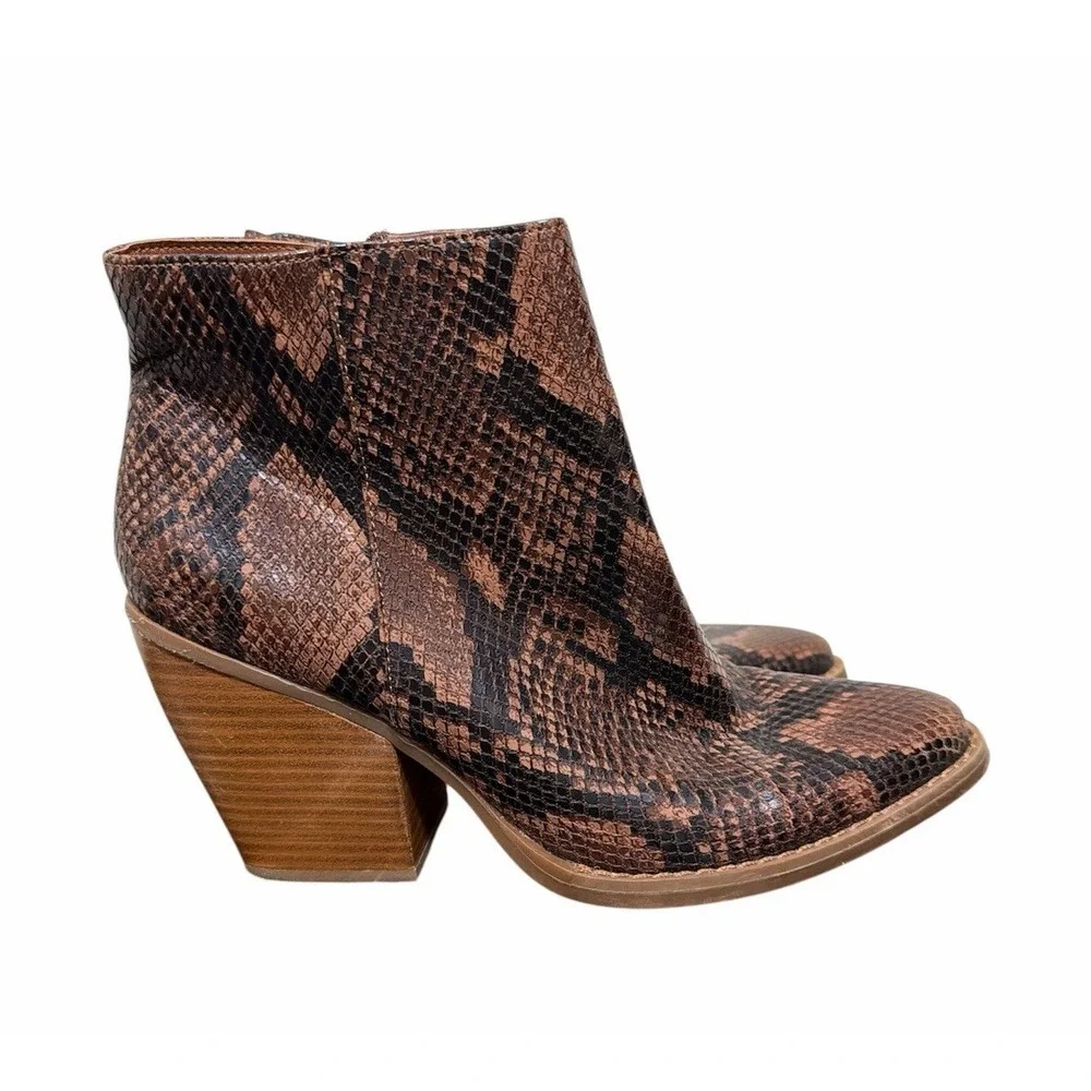 Steve Madden steve madden